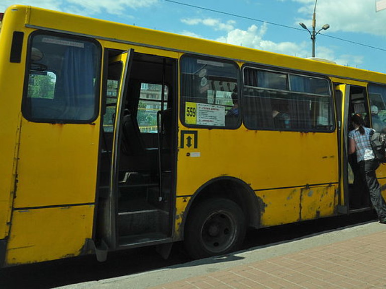 В Ровенской области пенсионерки подрались за льготное место в маршрутке