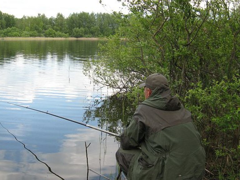 Эксперт: Вводить платный любительский вылов рыбы в Украине — аморально