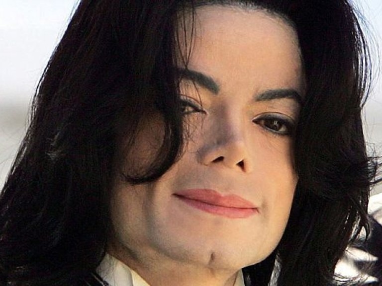 О последних днях жизни и смерти Майкла Джексона снимут сериал
