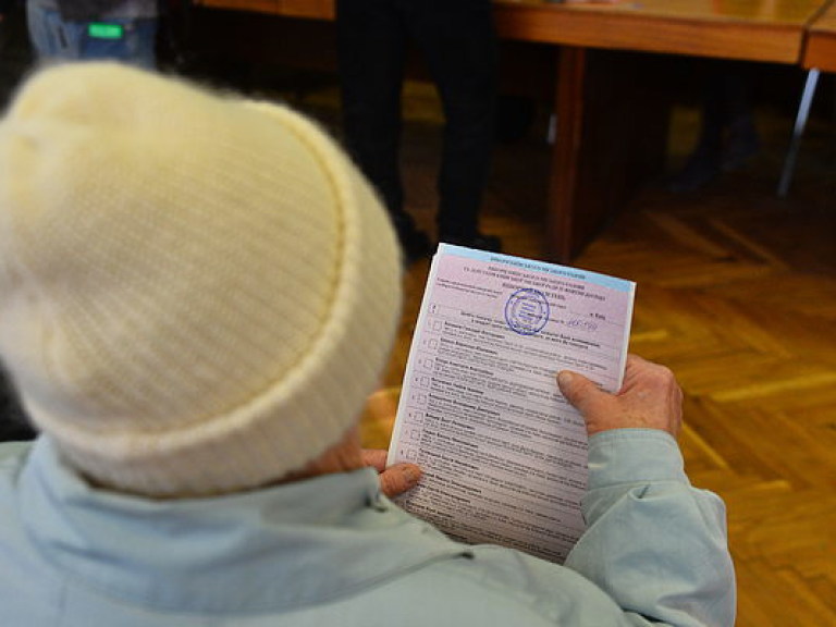 Результаты явки избирателей в Киеве требуют расследования – эксперт