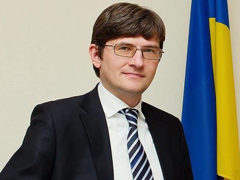 Обсуждая кандидатуры главы ЦИК, НФ чаще всего говорит о Магере — парламентарий