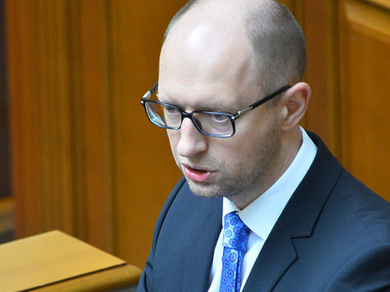 Яценюк призвал Раду проголосовать за &#171;безвизовые законы&#187;