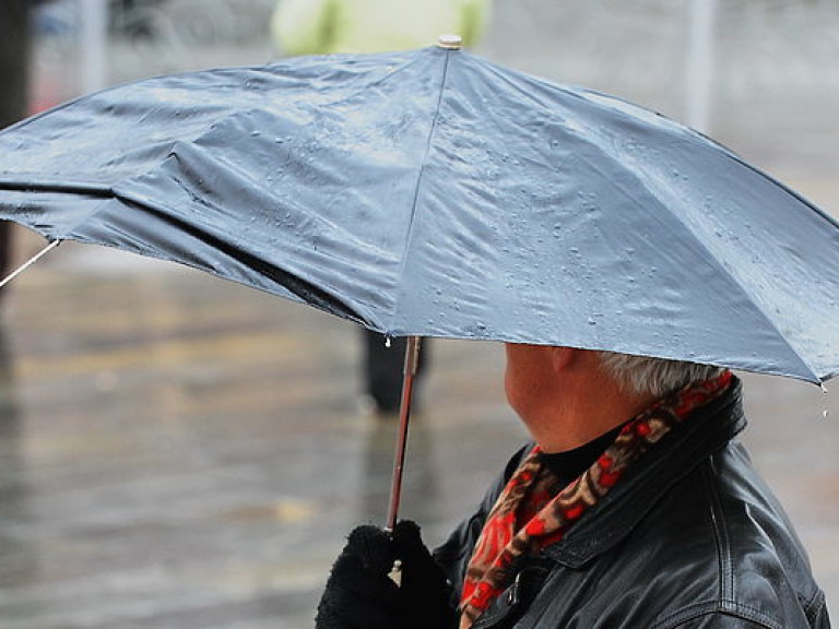 Синоптик: Дожди в Украину принес циклон Бинрашид (КАРТА)