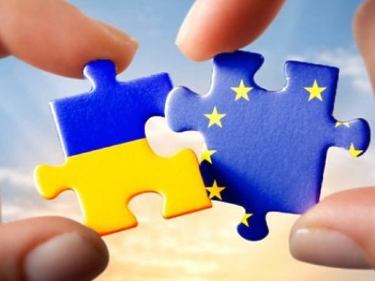 Порошенко: Соглашение об ассоциации Украина-ЕС ратифицировали все страны Евросоюза