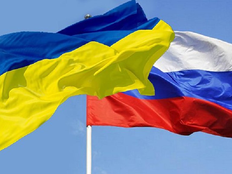 Политолог: Торговая блокада Крыма нужна для отвлечения внимания общественности от внутренних проблем Украины