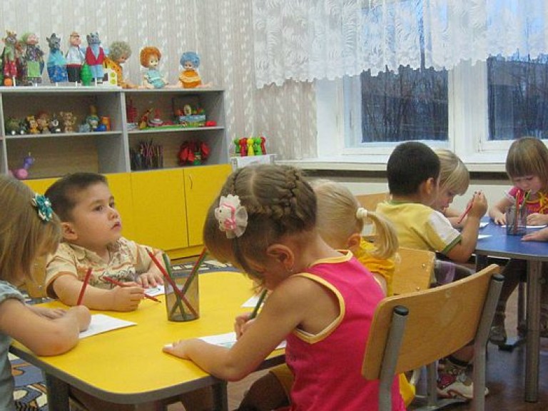 Эксперт: Из 117 тысяч детей в украинских интернатных учреждениях всего 14 % &#8212; дети-сироты