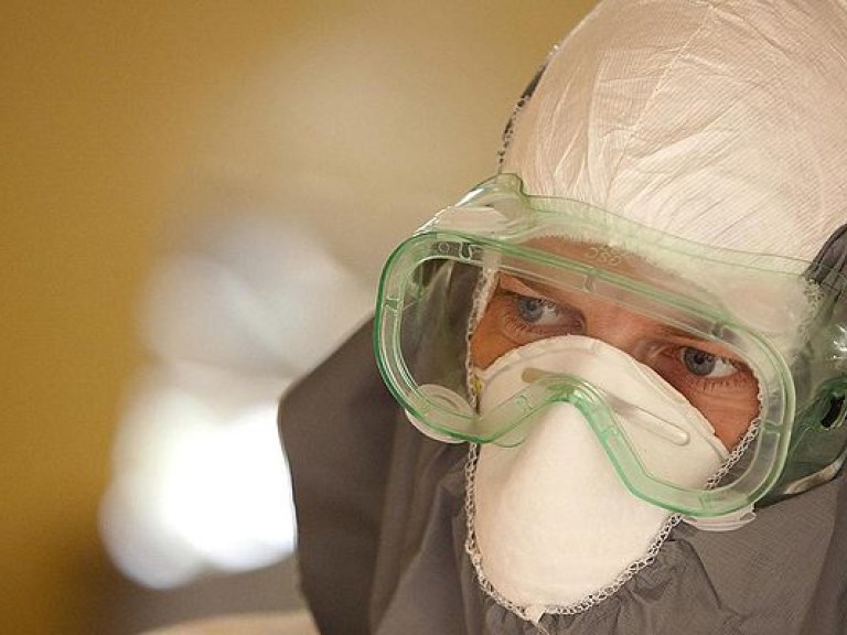 В Либерии от лихорадки Эбола умер 15-летний подросток