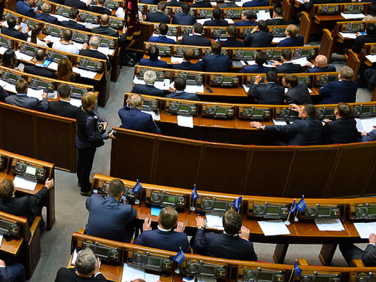 Нардепы не примут госбюджет-2016 до старта налоговой реформы – политолог