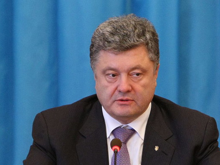 Порошенко заявил о готовности Украины поддержать коалиционные силы в Сирии