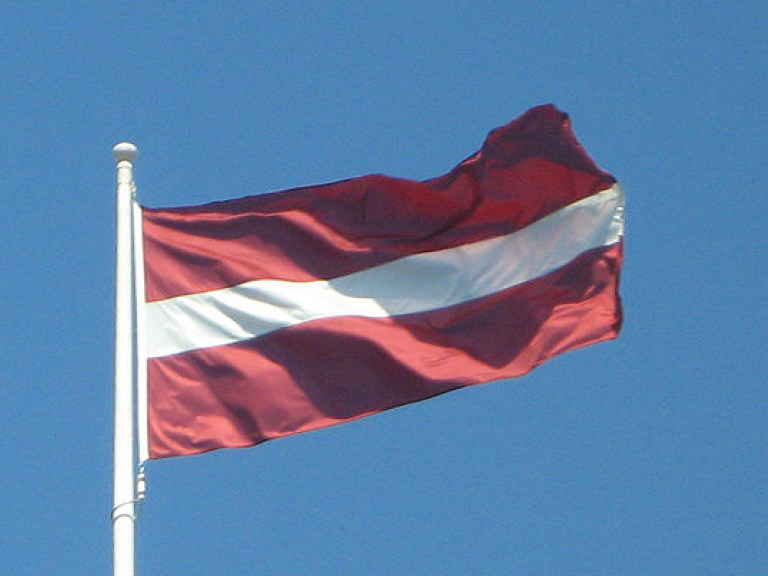 Президент Латвии принял отставку правительства