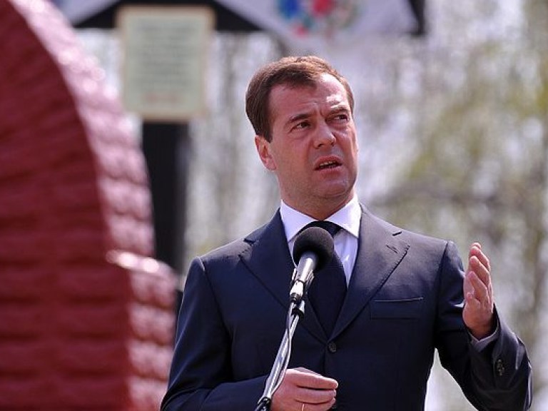 Медведев подписал постановление о введении продуктового эмбарго в отношении Украины (ИНФОГРАФИКА)