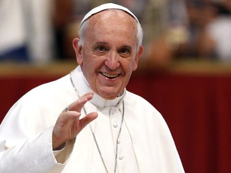 Папа Римский пожелал Украине мира