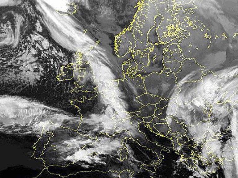 Синоптик: 8 января циклон с осадками переместиться на восток Украины (КАРТА)