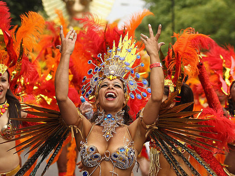 Кризис вынудил бразильцев отказаться от карнавала в ряде городов