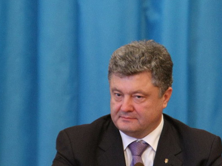 В Украине не будет отменен призыв в армию – Порошенко