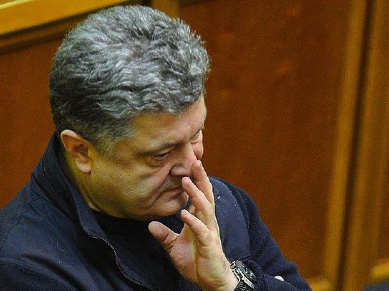 Порошенко признал отсутствие продвижения в реализации Минских соглашений