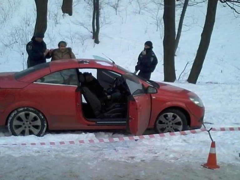 В Киевской полиции рассказали о предсмертной записке, найденной в машине застреленного банкира