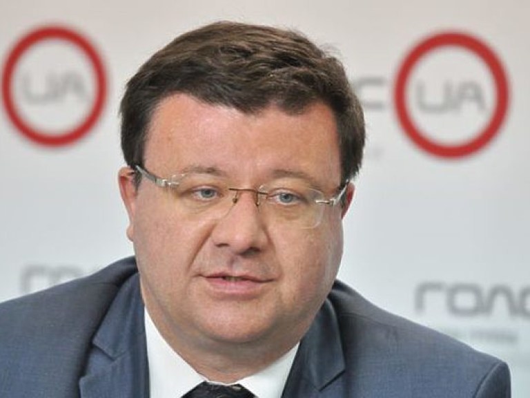 Яценюк пытается реанимировать коалиционное соглашение, которое ранее саботировал – эксперт