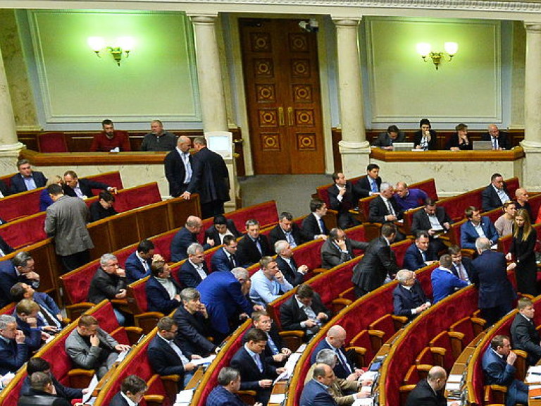 Рада проголосовала в первом чтении за закон о приватизации госимущества