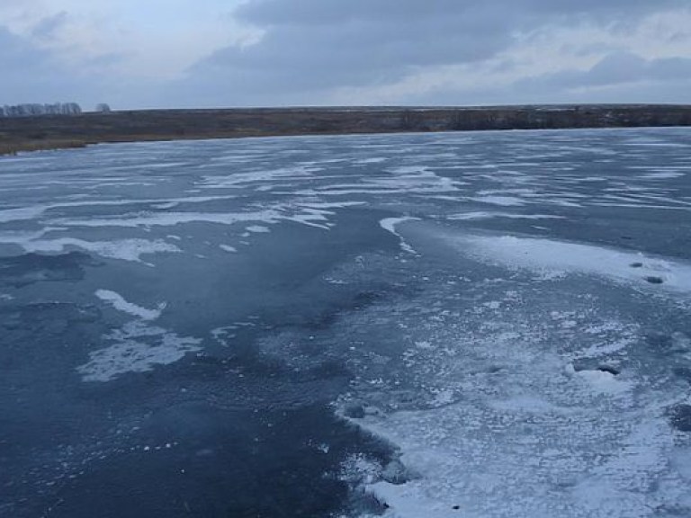 В ГСЧС напомнили правила поведения в случае попадания в холодную воду на водоемах