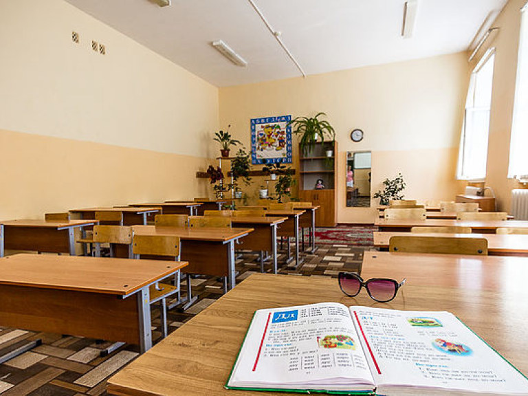 Официально: В школах Киева карантин продлили до 8 февраля