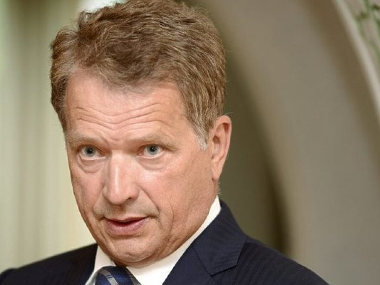 Президент Финляндии: Европа не может выдержать поток беженцев