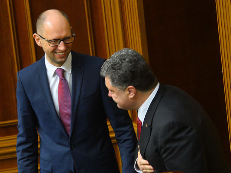 Американский эксперт: Досрочные парламентские выборы в Украине поставят крест на политике Порошенко и Яценюка