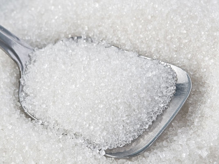 Экономист: В 2016 году значительно подорожает сахар из-за плохого урожая