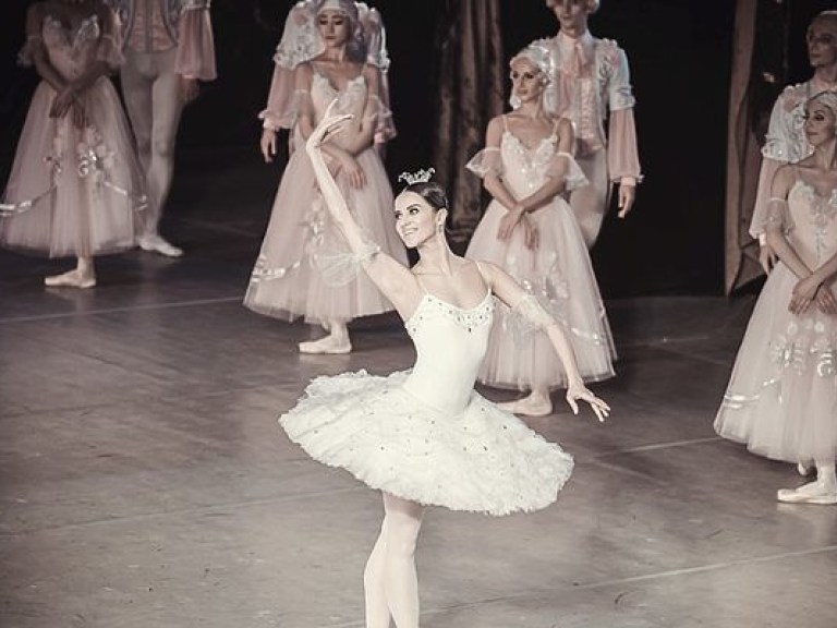 Наталья Мацак: Балерина относится к своим костюмам очень трепетно