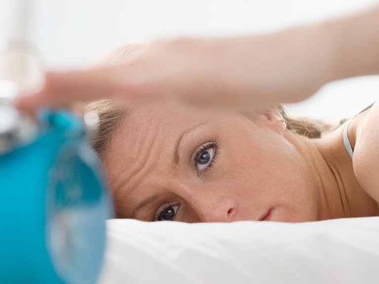 Недостаток сна лишает возможности распознавать чужие эмоции — исследование