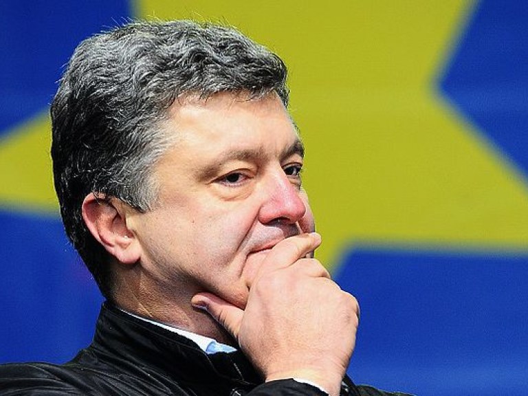 Порошенко создал Совет по защите журналистов и свободы слова