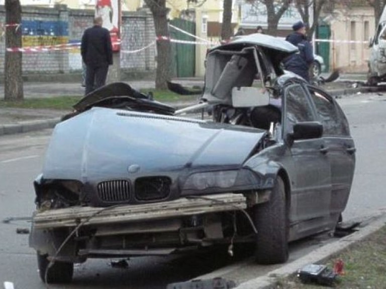 В Николаеве за рулем BMW, попавшего в смертельное ДТП, был полицейский