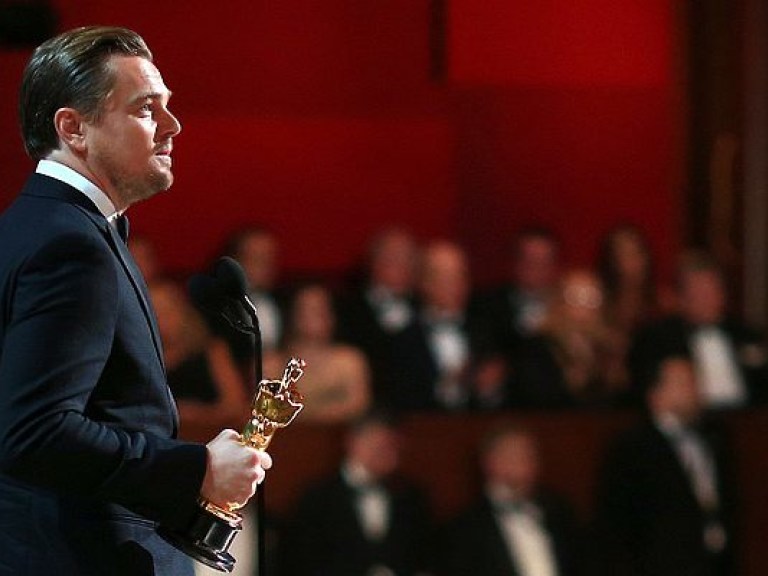 «Оскар»-2016: Ди Каприо получил свою долгожданную статуэтку