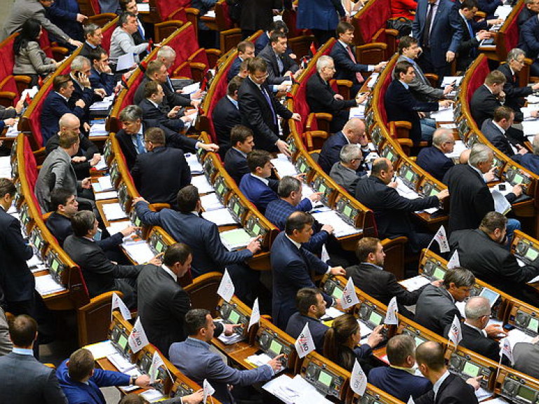 Для формирования новой коалиции парламентарии могут пойти на изменение регламента — Бала