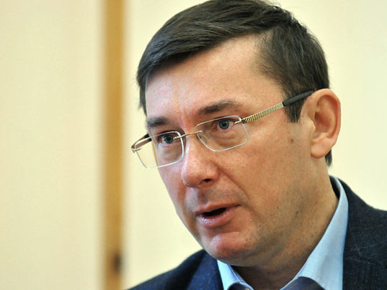 Луценко: У Украины есть 2 недели на преодоление политического кризиса, чтобы убедить ЕС