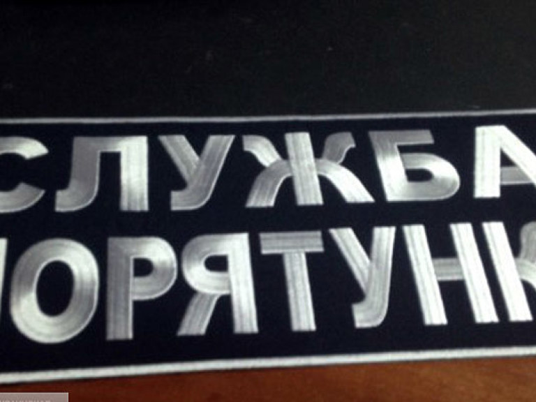 В Киеве 90-летняя пенсионерка пыталась выйти на улицу через окно пятого этажа (ФОТО)