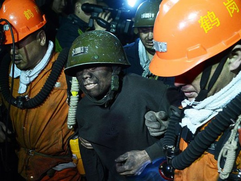 В Китае из-за утечки газа погибли 12 шахтеров