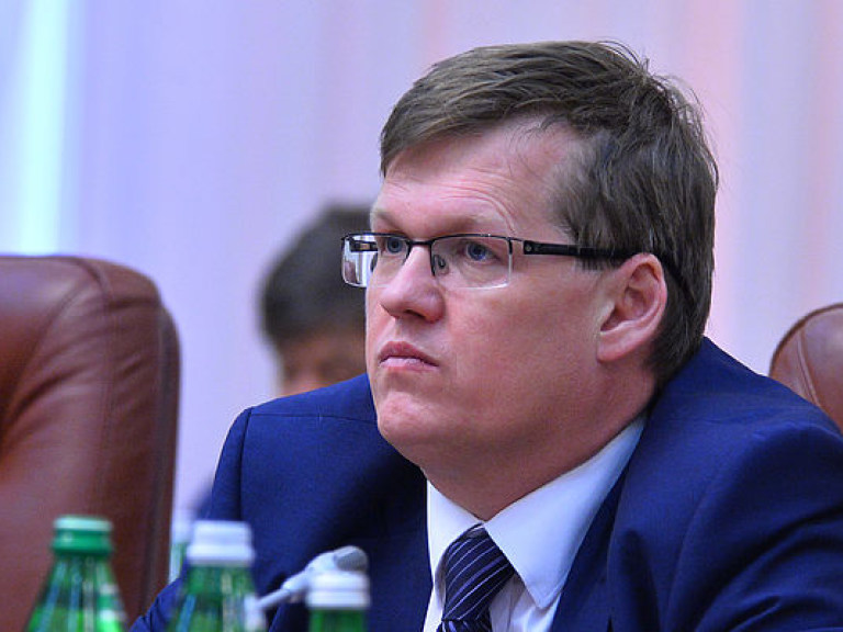Министр социальной политики Украины поддержал законопроект о местных референдумах