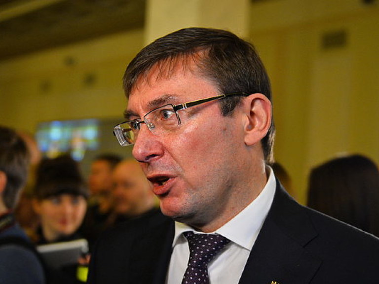 Луценко: БПП внесет кандидатуру на должность премьер-министра, как только уйдет Яценюк