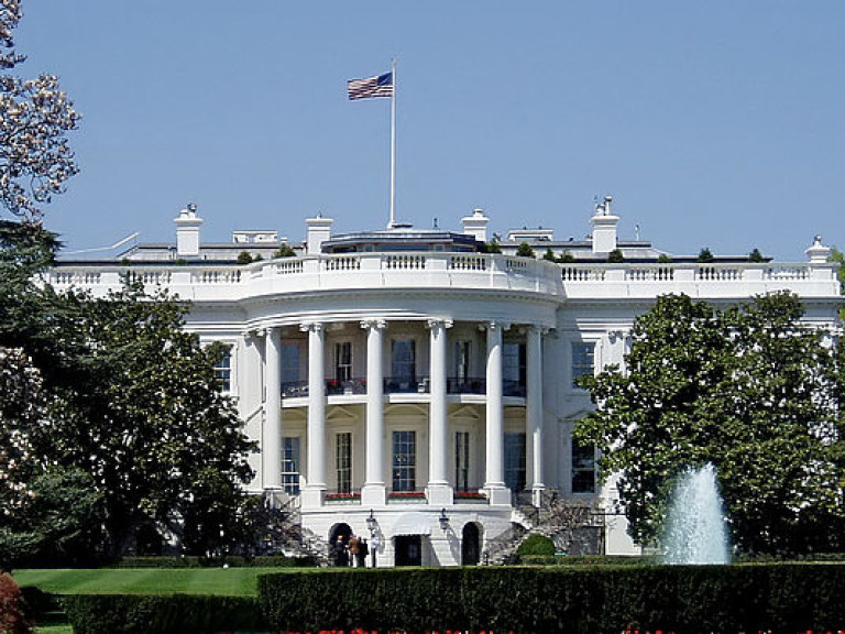Новый президент США не будет заниматься проблемами Украины &#8212; американский политолог