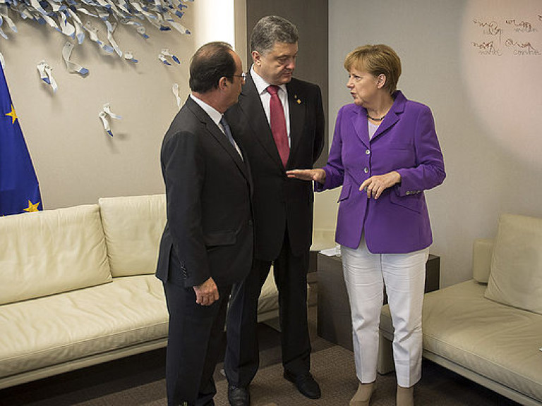 Порошенко завтра встретится с Меркель и Олландом