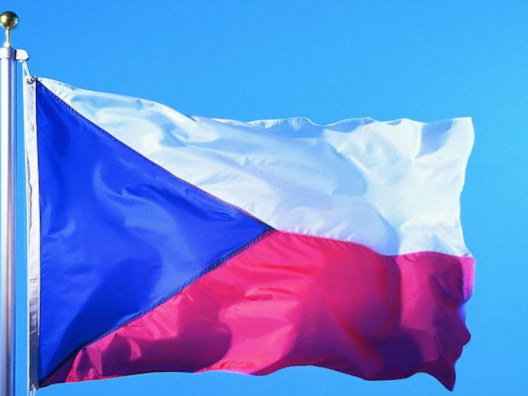 Чехия выразила готовность поддержать Украину в безвизовом режиме