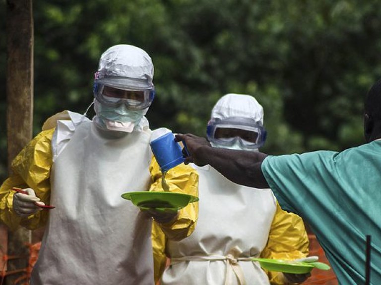 В Гвинее опять  зафиксировали случаи заболевания лихорадкой Эбола