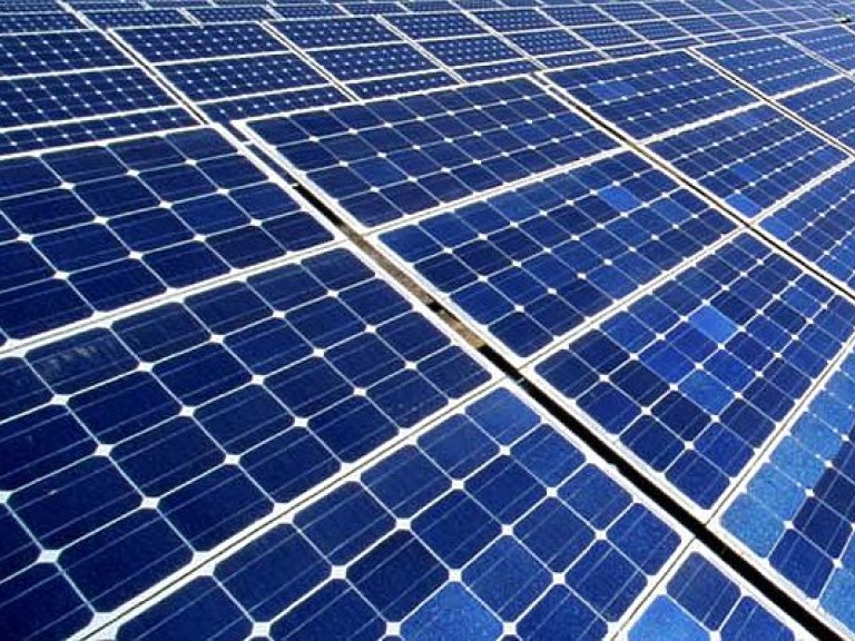 Эксперт: Установка солнечной панели – это серьезная инвестиция для домохозяйства
