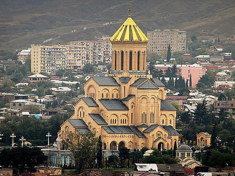 В Тбилиси горит главный кафедральный собор Грузинской православной церкви