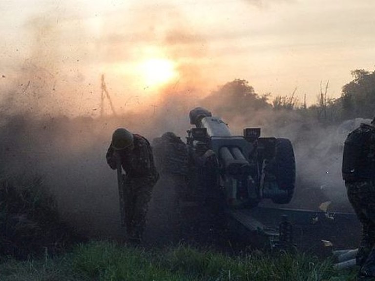 Боевики продолжают вести огонь по позициям АТО