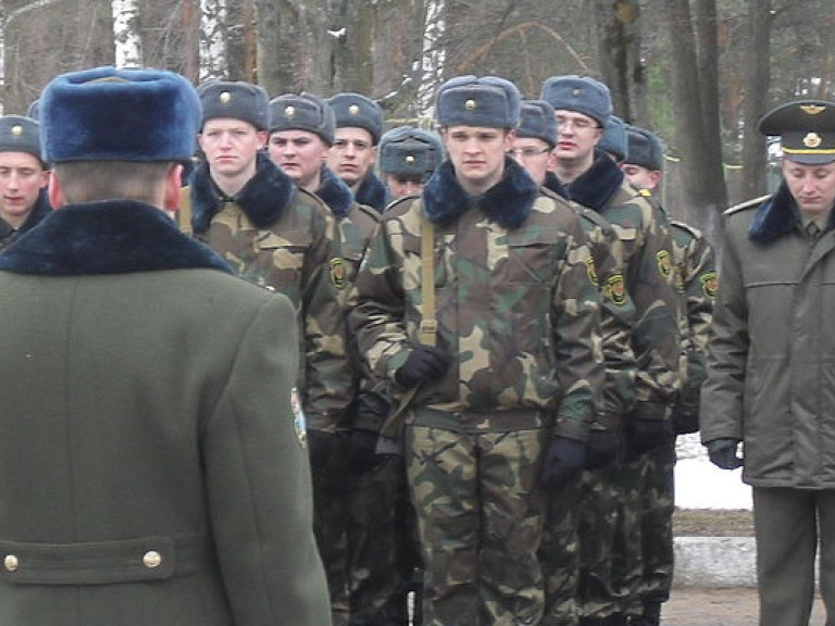 На военных полигонах Беларуси начались масштабные военные учения