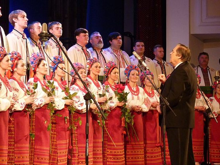 Умер художественный руководитель хора им. Веревки