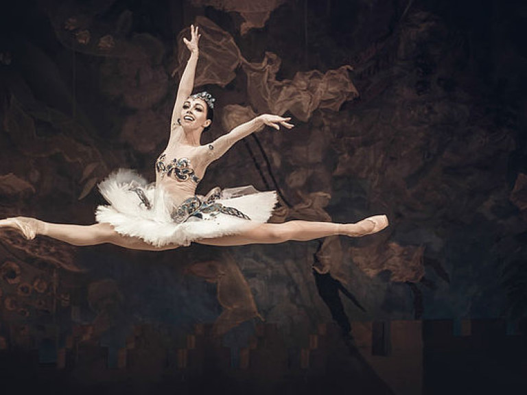 Балерина Катерина Кухар: На сцене бывают смешные и опасные для здоровья ситуации