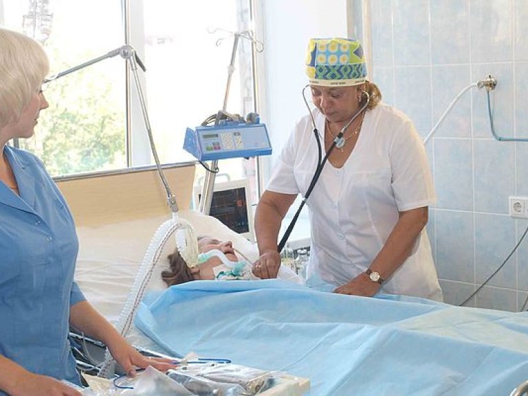 Врачи готовы выписать девочку 2,5 лет пострадавшую в ДТП в Лубнах